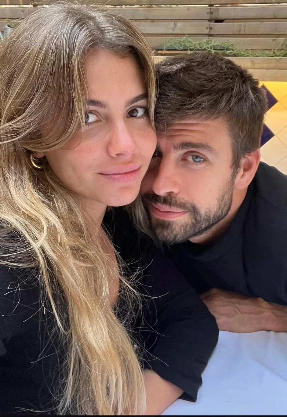 World Cup 2026 trở thành nơi phản chiếu của Shakira và Piqué