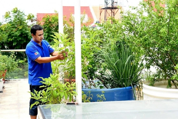 Xuân Hinh, Việt Hoàn, Quyền Linh: Từ thu mua đồng nát đến sở hữu biệt phủ 12.000m² Xuân Hinh, Việt Hoàn, Quyền Linh: Từ thu mua đồng nát đến sở hữu biệt phủ 12.000m²