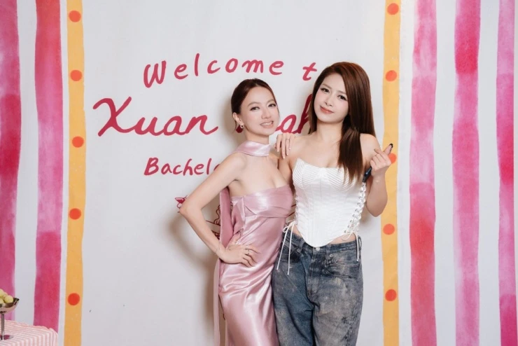 Xuân Nghi làm tiệc ngủ chia tay độc thân cùng nhóm chị đẹp