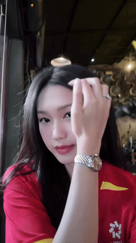 Doãn Hải My, Chu Thanh Huyền xinh đẹp đọ sắc sẵn sàng cổ vũ ĐT Việt Nam đấu Malaysia, visual "mỗi người một vẻ mười phân vẹn mười" Doãn Hải My, Chu Thanh Huyền xinh đẹp đọ sắc sẵn sàng cổ vũ ĐT Việt Nam đấu Malaysia, visual "mỗi người một vẻ mười phân vẹn mười"