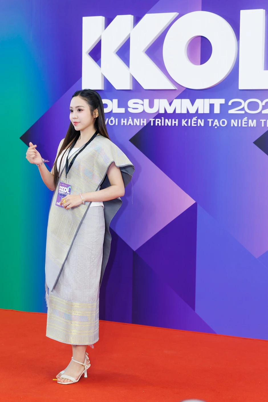 KOL Summit 2026: 34 CLB Niềm tin số và 1.500 khách mời ký cam kết đồng hành kiến tạo niềm tin số KOL Summit 2026: 34 CLB Niềm tin số và 1.500 khách mời ký cam kết đồng hành kiến tạo niềm tin số