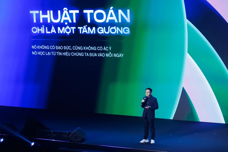 KOL Summit 2026: 34 CLB Niềm tin số và 1.500 khách mời ký cam kết đồng hành kiến tạo niềm tin số KOL Summit 2026: 34 CLB Niềm tin số và 1.500 khách mời ký cam kết đồng hành kiến tạo niềm tin số