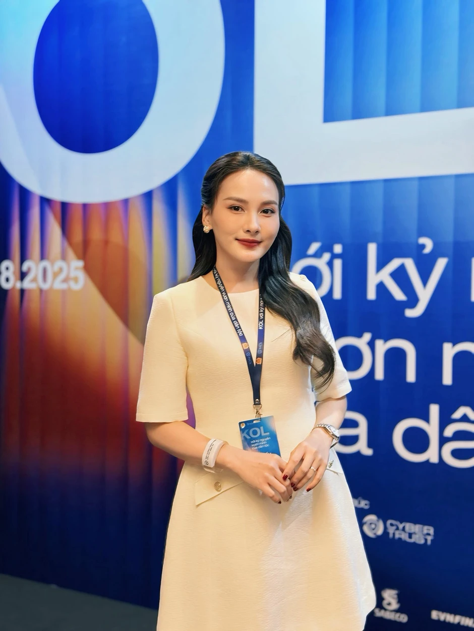 Nghệ sĩ Xuân Bắc kể cuộc điện thoại báo trúng 50 triệu, Đen Vâu và dàn nghệ sĩ nói thẳng về trách nhiệm người nổi tiếng trên MXH Nghệ sĩ Xuân Bắc kể cuộc điện thoại báo trúng 50 triệu, Đen Vâu và dàn nghệ sĩ nói thẳng về trách nhiệm người nổi tiếng trên MXH