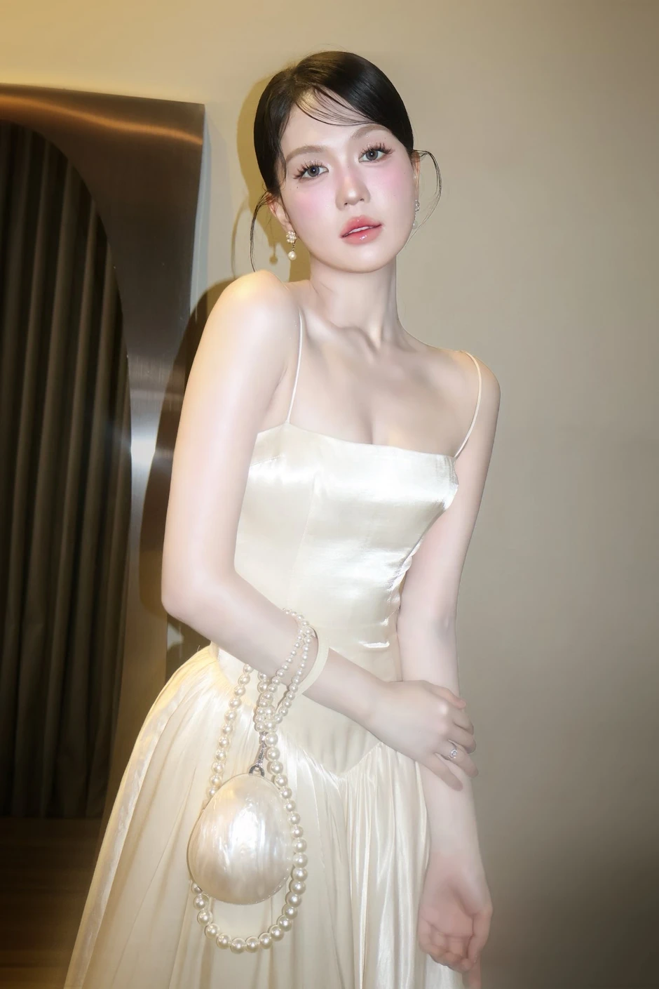 Ngọc Trinh ở tuổi 40: Vóc dáng và nhan sắc vượt thời gian