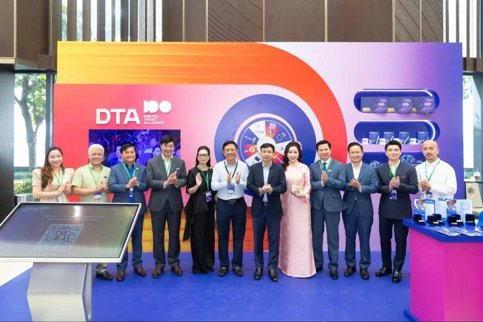 Nhìn lại KOL Summit 2026: Top #1 chủ đề hot nhất MXH trong 24h, 25 triệu lượt xem trên tất cả các nền tảng