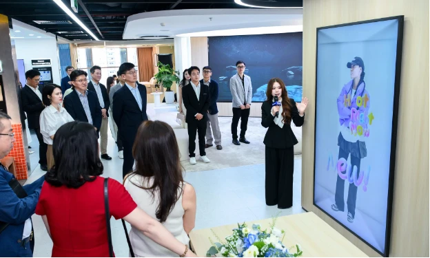 Samsung Electronics khai trương Business Experience Studio tại Việt Nam, mở rộng hệ sinh thái giải pháp công nghệ toàn diện cho doanh nghiệp Samsung Electronics khai trương Business Experience Studio tại Việt Nam, mở rộng hệ sinh thái giải pháp công nghệ toàn diện cho doanh nghiệp
