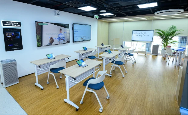 Samsung Electronics khai trương Business Experience Studio tại Việt Nam, mở rộng hệ sinh thái giải pháp công nghệ toàn diện cho doanh nghiệp Samsung Electronics khai trương Business Experience Studio tại Việt Nam, mở rộng hệ sinh thái giải pháp công nghệ toàn diện cho doanh nghiệp