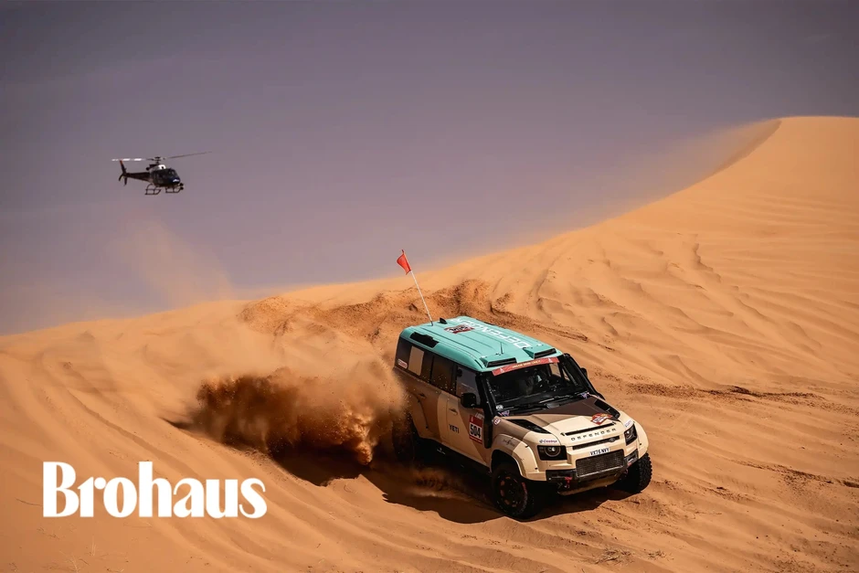 Tinh thần Dakar Rally: Chiếc xe đẹp nhất là chiếc xe lấm lem bùn đất