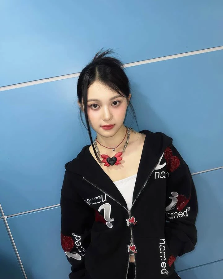 Video sự cố trang phục của nữ idol: AI hay thật?