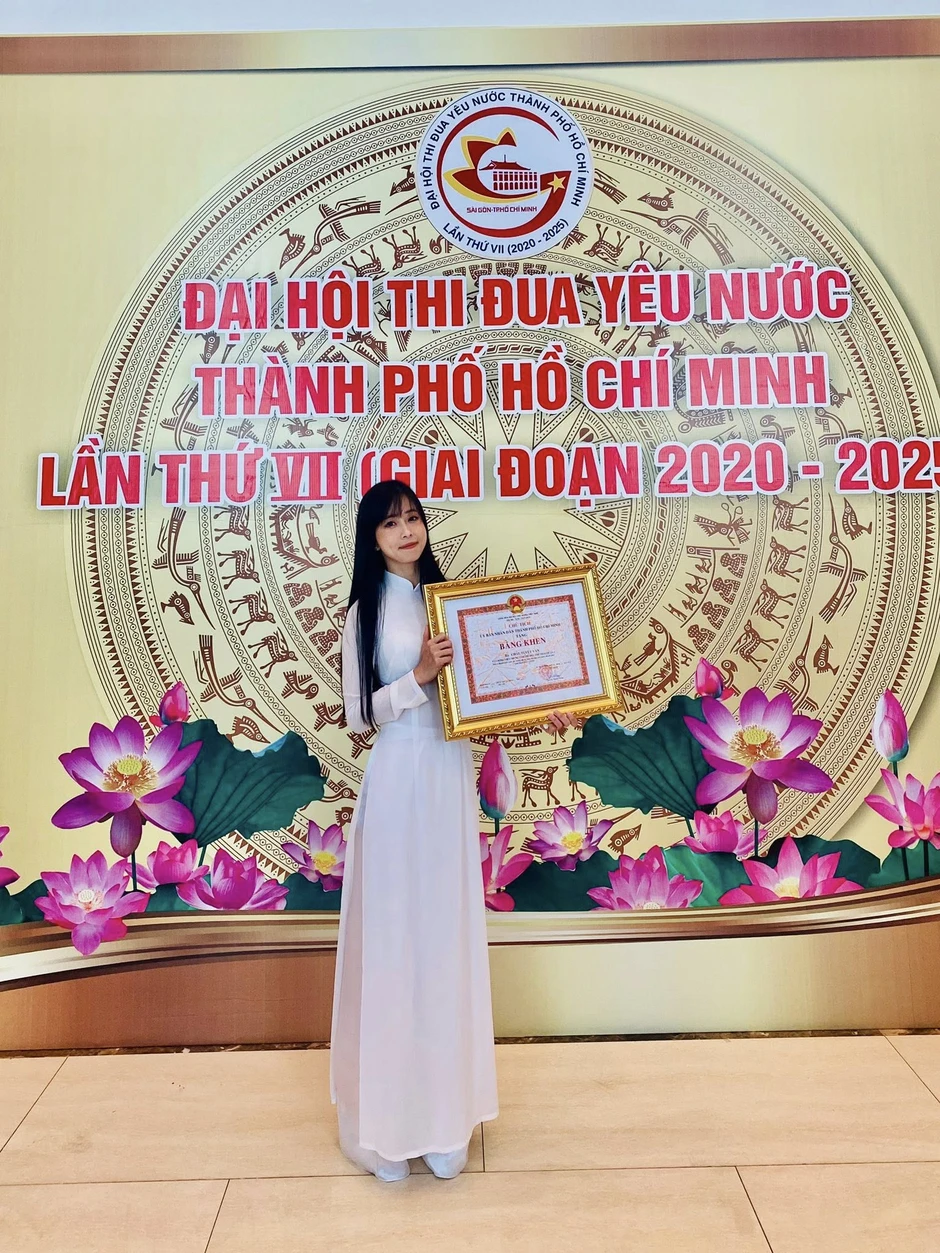"Hoa khôi Taekwondo" tung ảnh bikini quyến rũ, khác xa vẻ mạnh mẽ trên sàn đấu "Hoa khôi Taekwondo" tung ảnh bikini quyến rũ, khác xa vẻ mạnh mẽ trên sàn đấu
