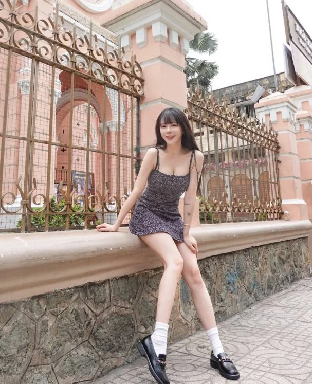 "Nami đời thực" tung video nhảy 34 giây khiến cộng đồng mạng bùng nổ vì quá nóng bỏng "Nami đời thực" tung video nhảy 34 giây khiến cộng đồng mạng bùng nổ vì quá nóng bỏng