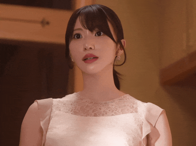"Nàng thơ Nhật Bản" sở hữu đường cong tuyệt mỹ làm chao đảo mọi ánh nhìn