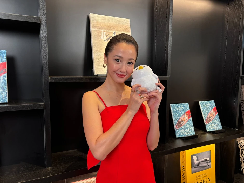 "Quốc bảo nhan sắc" Erika Sawajiri tái xuất: Chiêu đãi fan bằng loạt bikini nóng bỏng, hết bộ này đến bộ khác "Quốc bảo nhan sắc" Erika Sawajiri tái xuất: Chiêu đãi fan bằng loạt bikini nóng bỏng, hết bộ này đến bộ khác