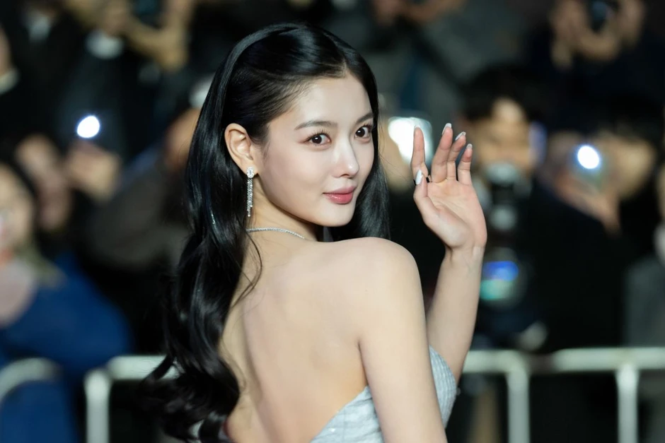 10 mỹ nhân đẹp nhất Hàn Quốc 2026: Song Hye Kyo xếp sau IU, hạng 1 đố ai ngắm mà không mê
