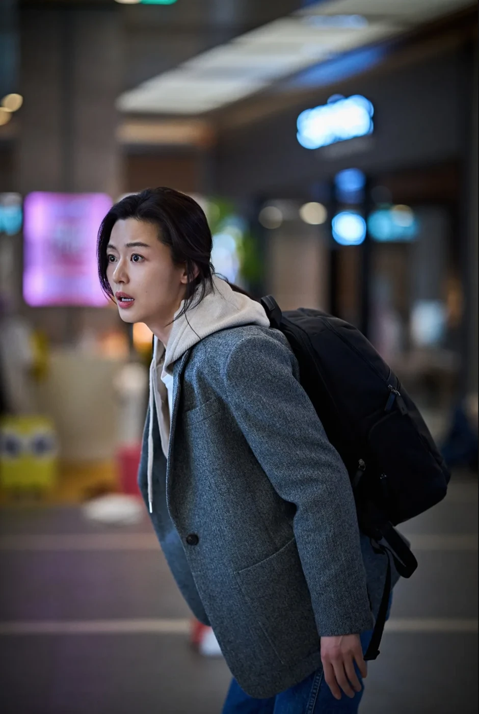 10 năm mới lại có phim Hàn hay như Train to Busan: Nữ chính là "phao chống flop", cơn lốc quét ngang toàn cầu