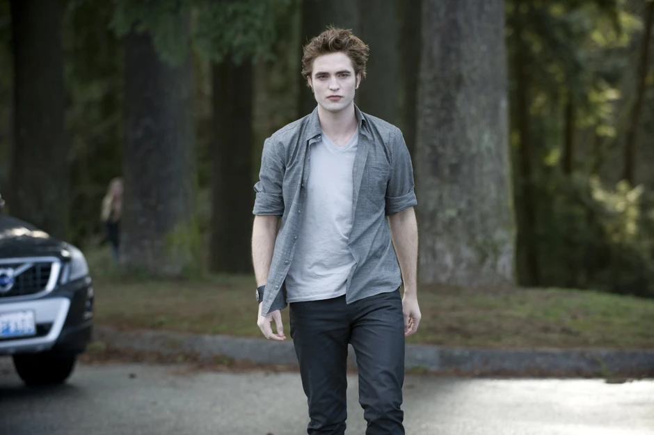 14 năm trước,vài tấm ảnh của paparazzi phá tan cặp đôi Twilight