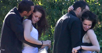 14 năm trước,vài tấm ảnh của paparazzi phá tan cặp đôi Twilight