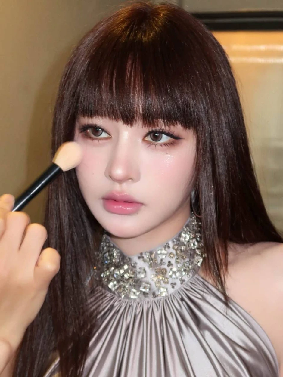 Ai cũng tưởng Hiền Hồ là Kim Ji Won