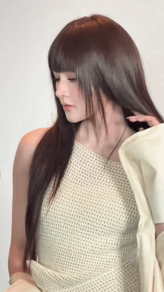 Ai cũng tưởng Hiền Hồ là Kim Ji Won