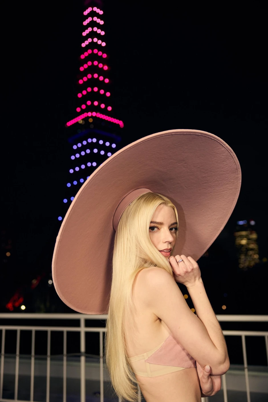 Anya Taylor-Joy là người thật hay visual nhân tạo vậy?