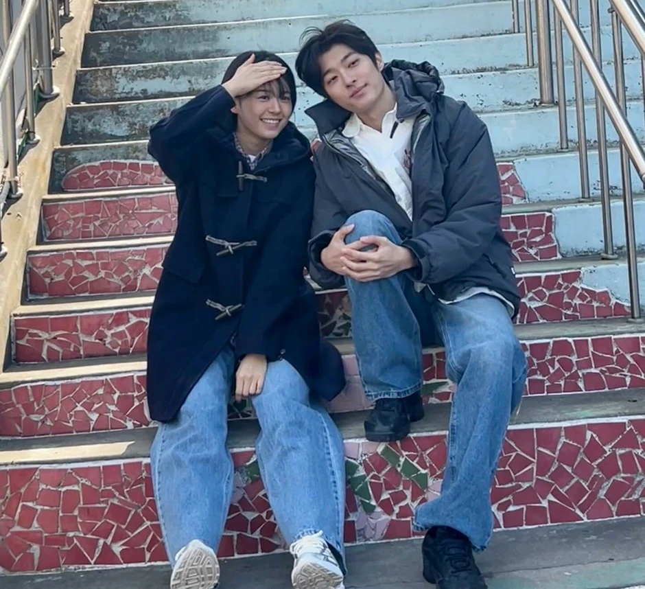 Baek Sun Ho và Jeon So Young ngầm công khai Baek Sun Ho và Jeon So Young ngầm công khai
