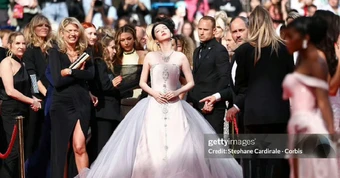 Bức ảnh xứng đáng phong thần của Châu Dã ở Cannes