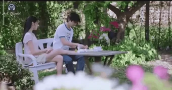Cảnh 18+ đang gây phẫn nộ: Nhà gái mới 16 tuổi, khán giả không dám tin vào mắt mình
