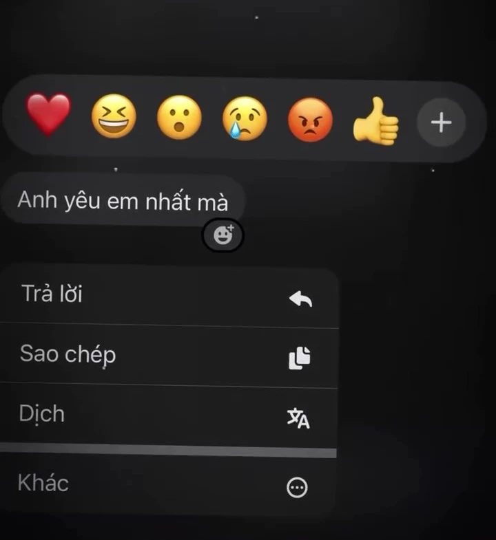 Cô gái chuyển khoản cho bạn trai 1,4 tỷ đồng, chỉ để đổi lấy tin nhắn: “Anh yêu em nhất mà”: Dân tình nghi là sản phẩm của AI