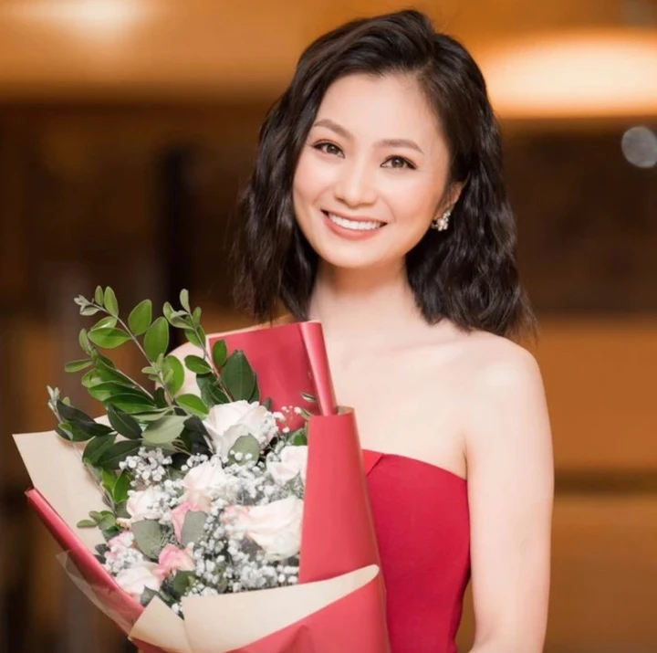 Diệ Hương rời showbiz sang Mỹ định cư giờ ra sao?