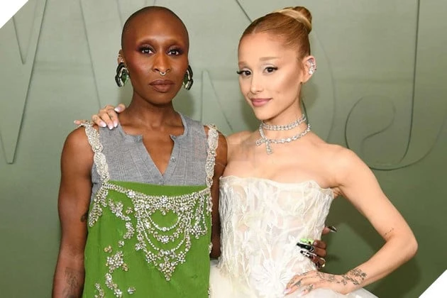 Diễn Viên Cynthia Erivo Lên Tiếng Về Loạt Meme Gọi Cô Là “Vệ Sĩ” Của Ariana Grande