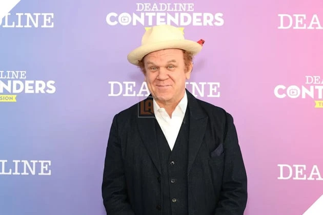 Diễn Viên John C. Reilly Tiết Lộ Từng Cố Khuyên Leonardo DiCaprio Từ Chối Đóng Titanic