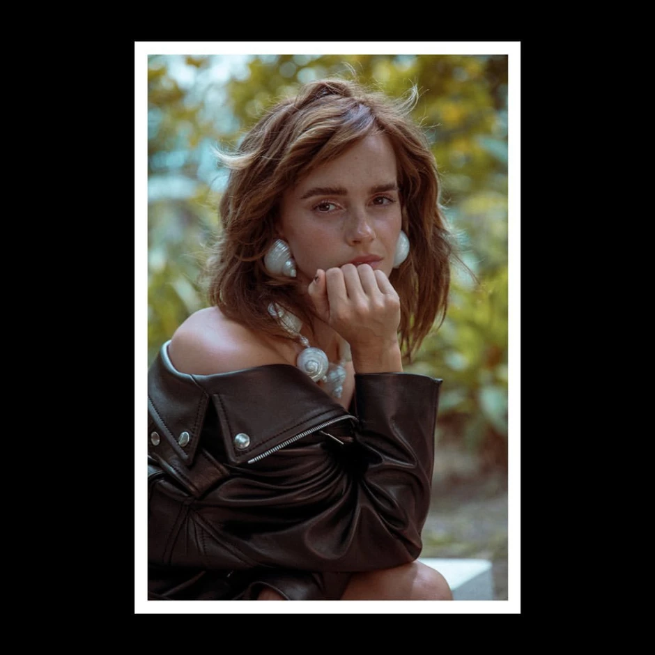 Đóa hồng Anh Emma Watson lột xác ngoạn mục sau 25 năm kể từ Harry Potter Đóa hồng Anh Emma Watson lột xác ngoạn mục sau 25 năm kể từ Harry Potter