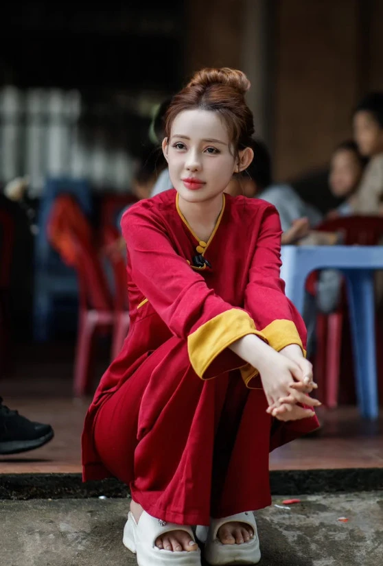 Đoạn livestream để lộ tình trạng hiện tại của Ngân 98