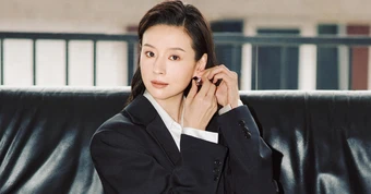 Đổng Khiết giờ trông như yêu tinh