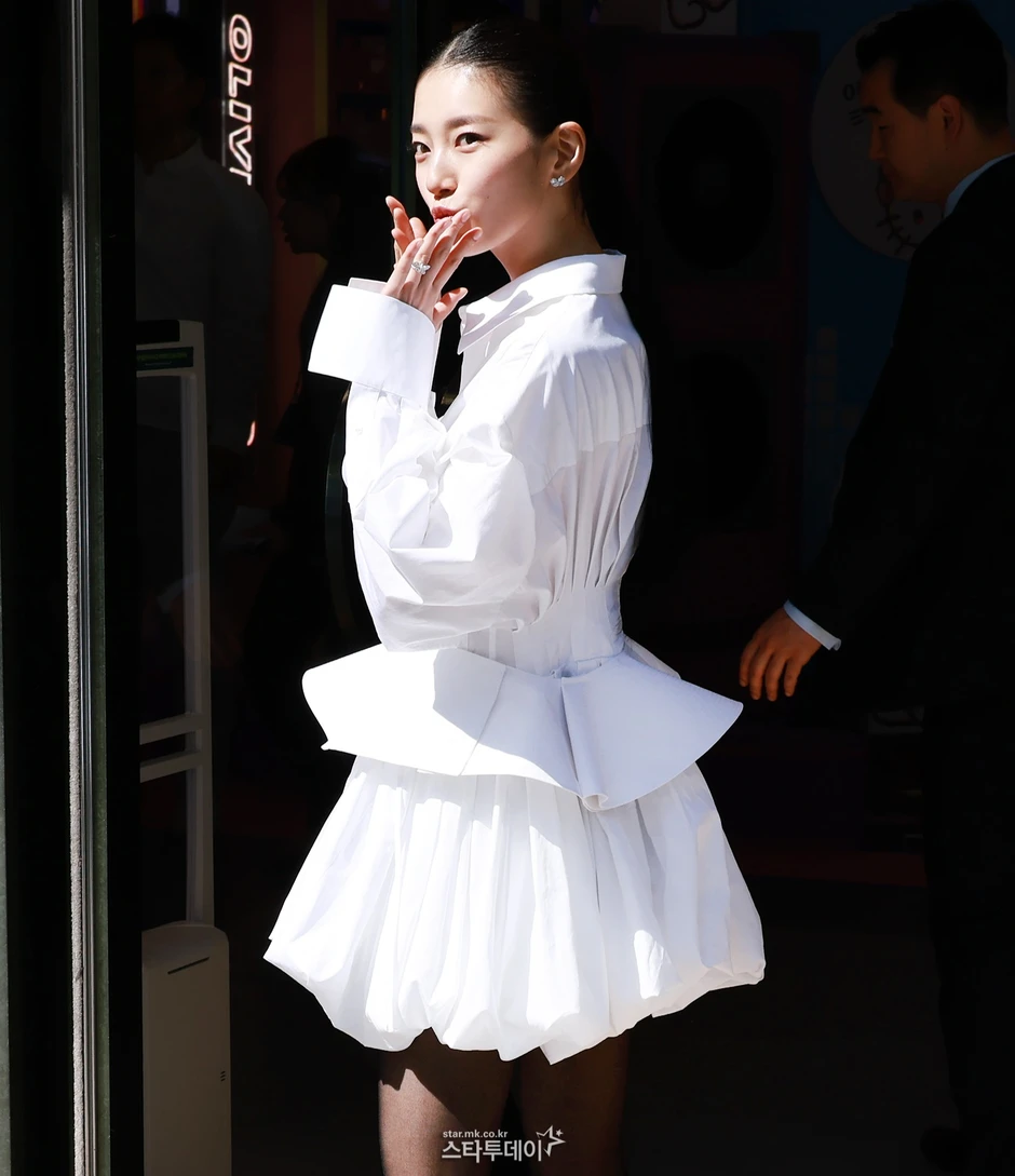 Gương mặt 0 điểm của Suzy Gương mặt 0 điểm của Suzy