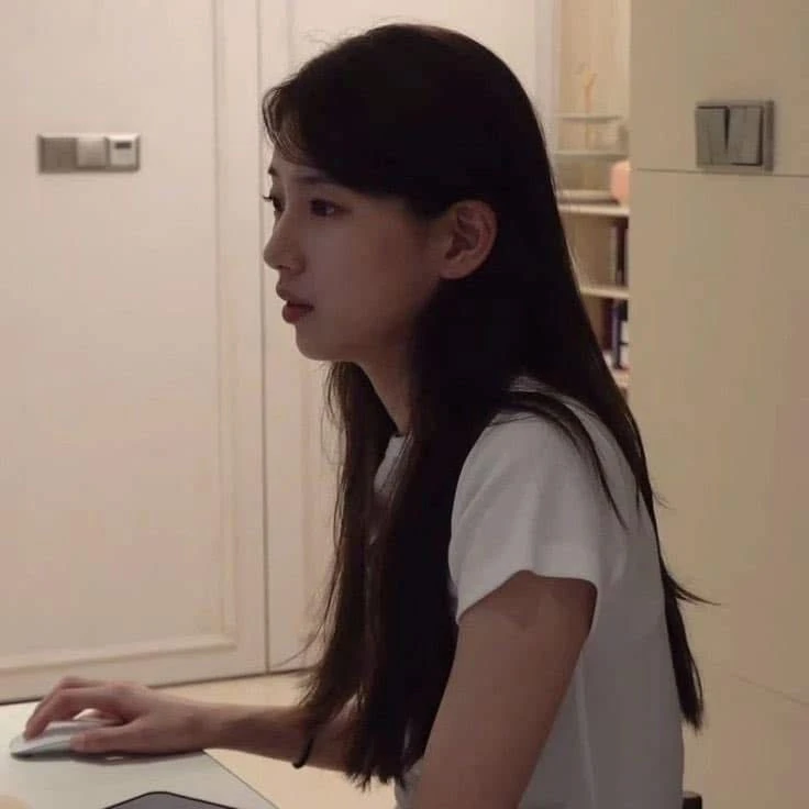 Gương mặt 0 điểm của Suzy Gương mặt 0 điểm của Suzy