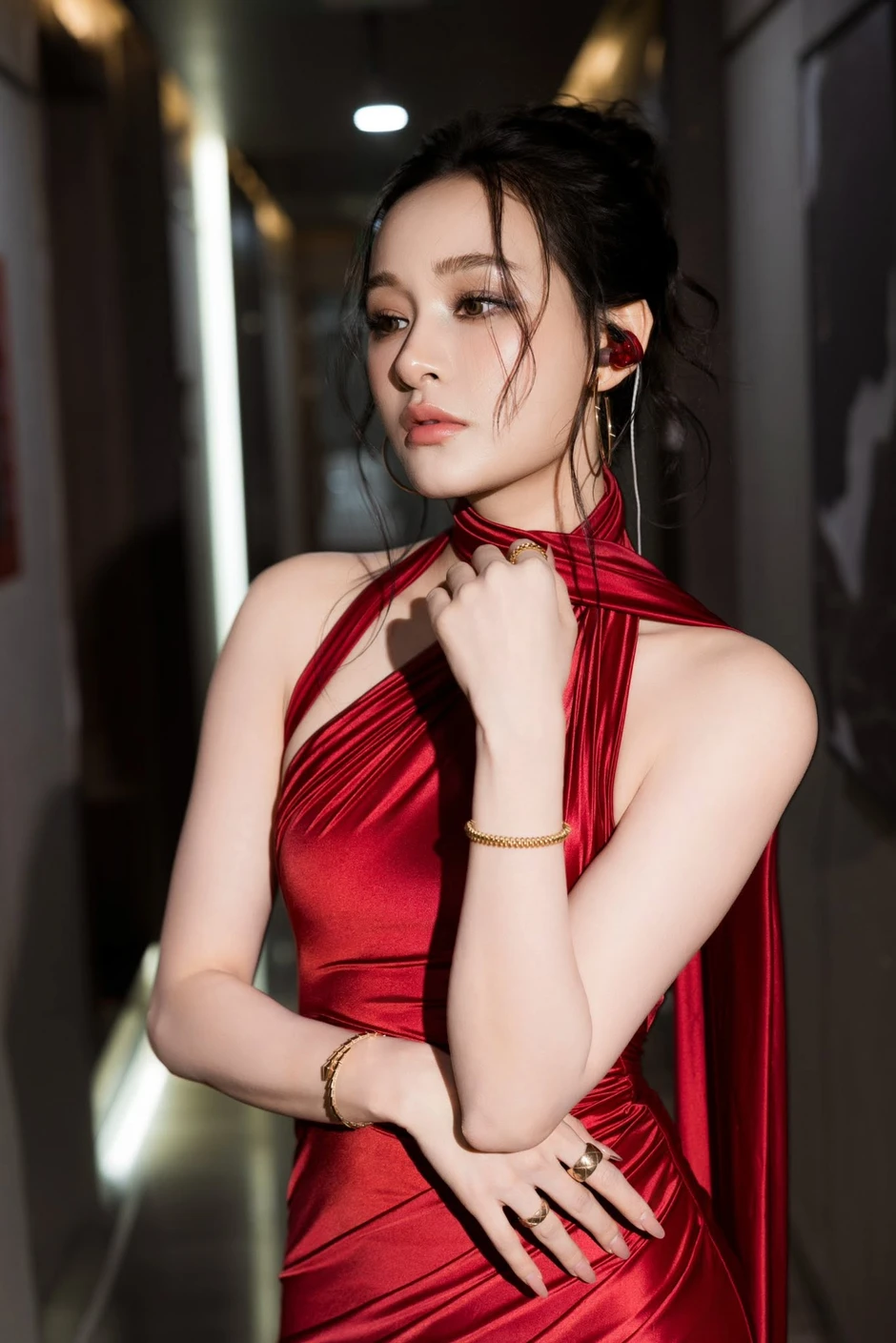 Hiền Hồ ngày càng thăng hạng nhan sắc: Từ vẻ ngọt ngào năm xưa đến nét quyến rũ, sang chảnh đầy mê hoặc