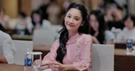 Hot girl người Tày 24 tuổi mà trông như mới 15, đóng băng nhan sắc đỉnh vô cùng!