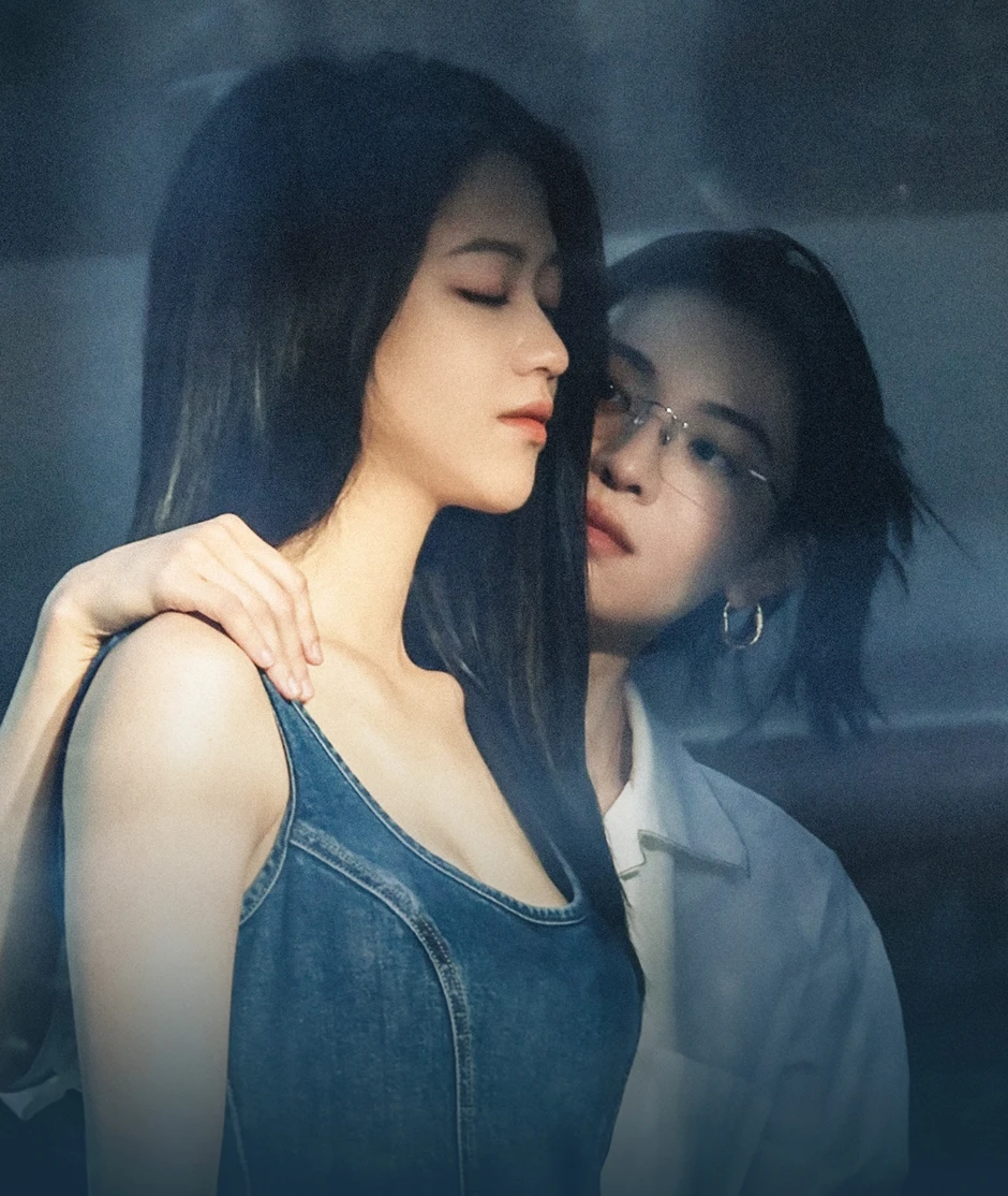 Hướng Hàm Chi thả dáng trên đường khiến cả triệu người mê đắm Hướng Hàm Chi thả dáng trên đường khiến cả triệu người mê đắm