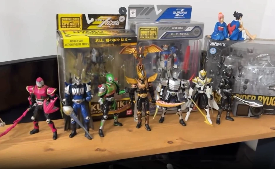 Khoe chiến tích săn 13 mô hình Kamen Rider tặng người yêu, cô gái nhận cái kết bất ngờ