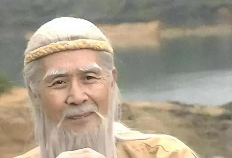 Lam Thiên Dã sáng đi đóng phim, tối làm điệp viên Lam Thiên Dã sáng đi đóng phim, tối làm điệp viên