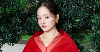 Lan Phương đỗ 2 trường đại học, nói được 4 thứ tiếng