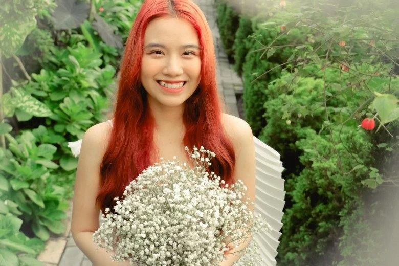 Linh Miu và cú lột xác từ hot girl trong sáng đến "thánh nữ" gợi cảm