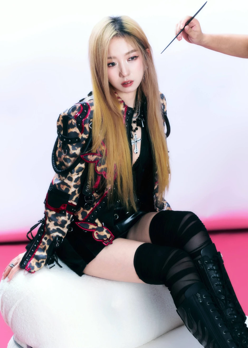 Loạt tin nhắn đếm số "456" khiến mỹ nhân gen Z showbiz rớt đài theo cách ê chề nhất, càng đọc càng khó ai bênh nổi