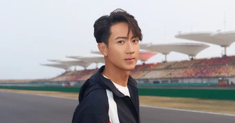 Lương Sơn Bá đẹp nhất màn ảnh giờ trông như ma cà rồng