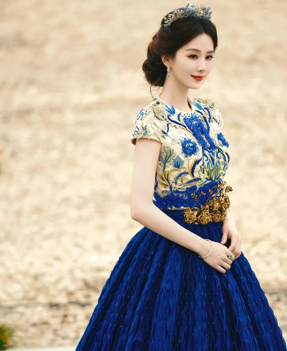 Lưu Thi Thi đẹp như bức tranh Giang Nam tuyệt mỹ