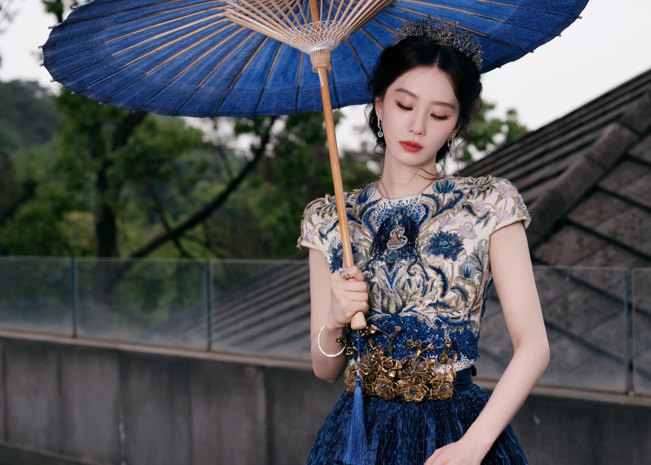 Lưu Thi Thi đẹp như bức tranh Giang Nam tuyệt mỹ