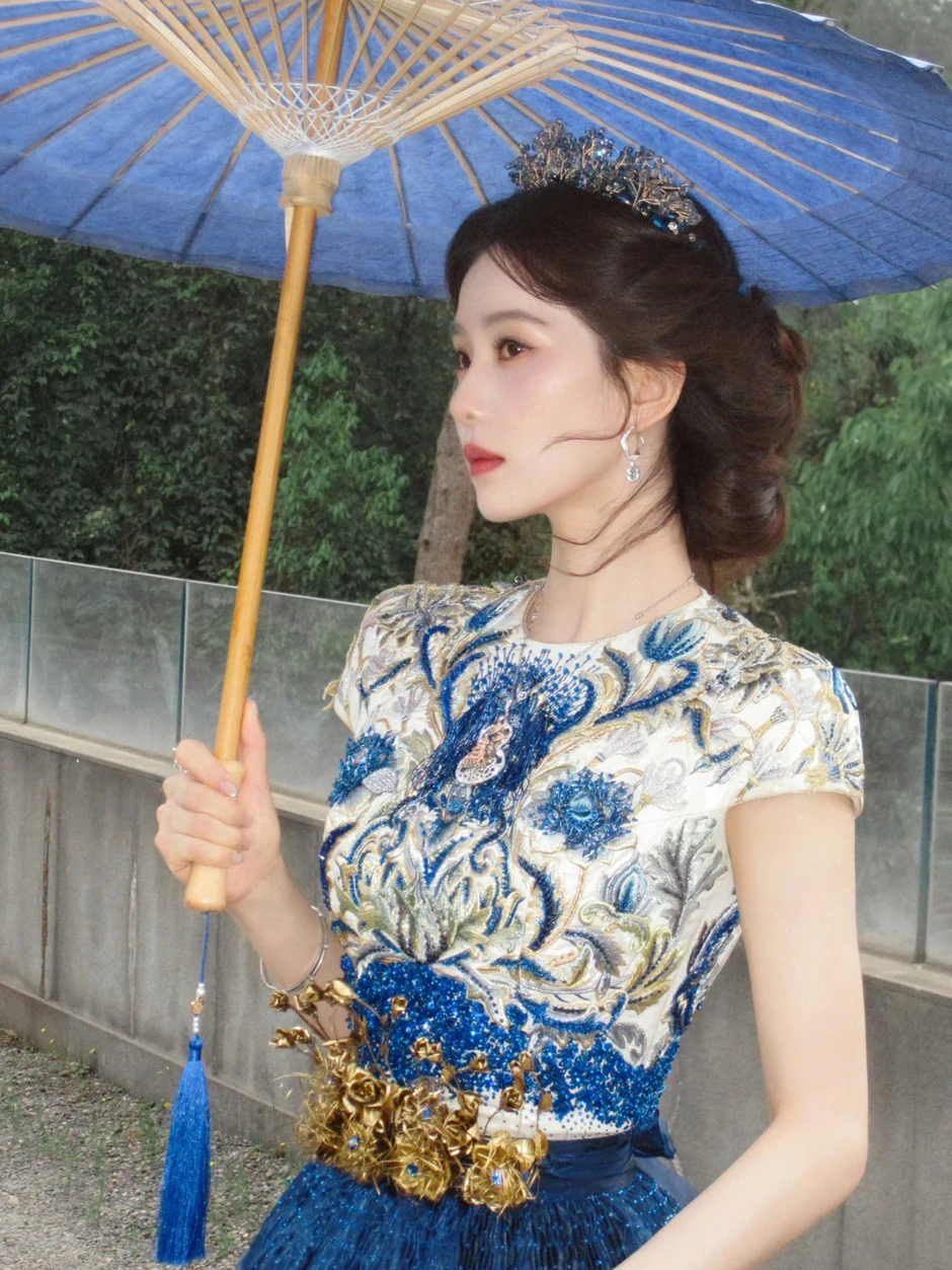 Lưu Thi Thi đẹp như bức tranh Giang Nam tuyệt mỹ