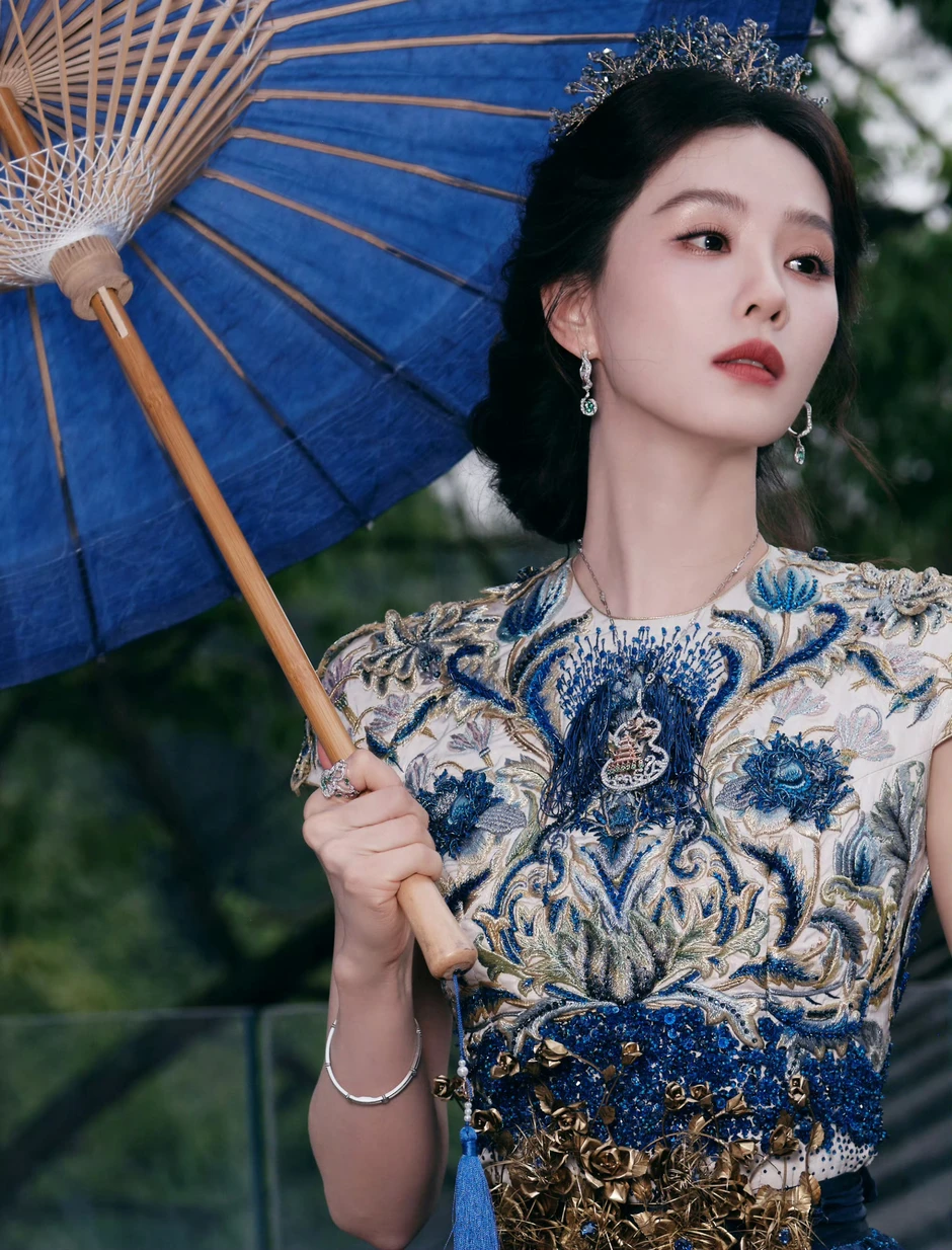 Lưu Thi Thi đẹp như bức tranh Giang Nam tuyệt mỹ