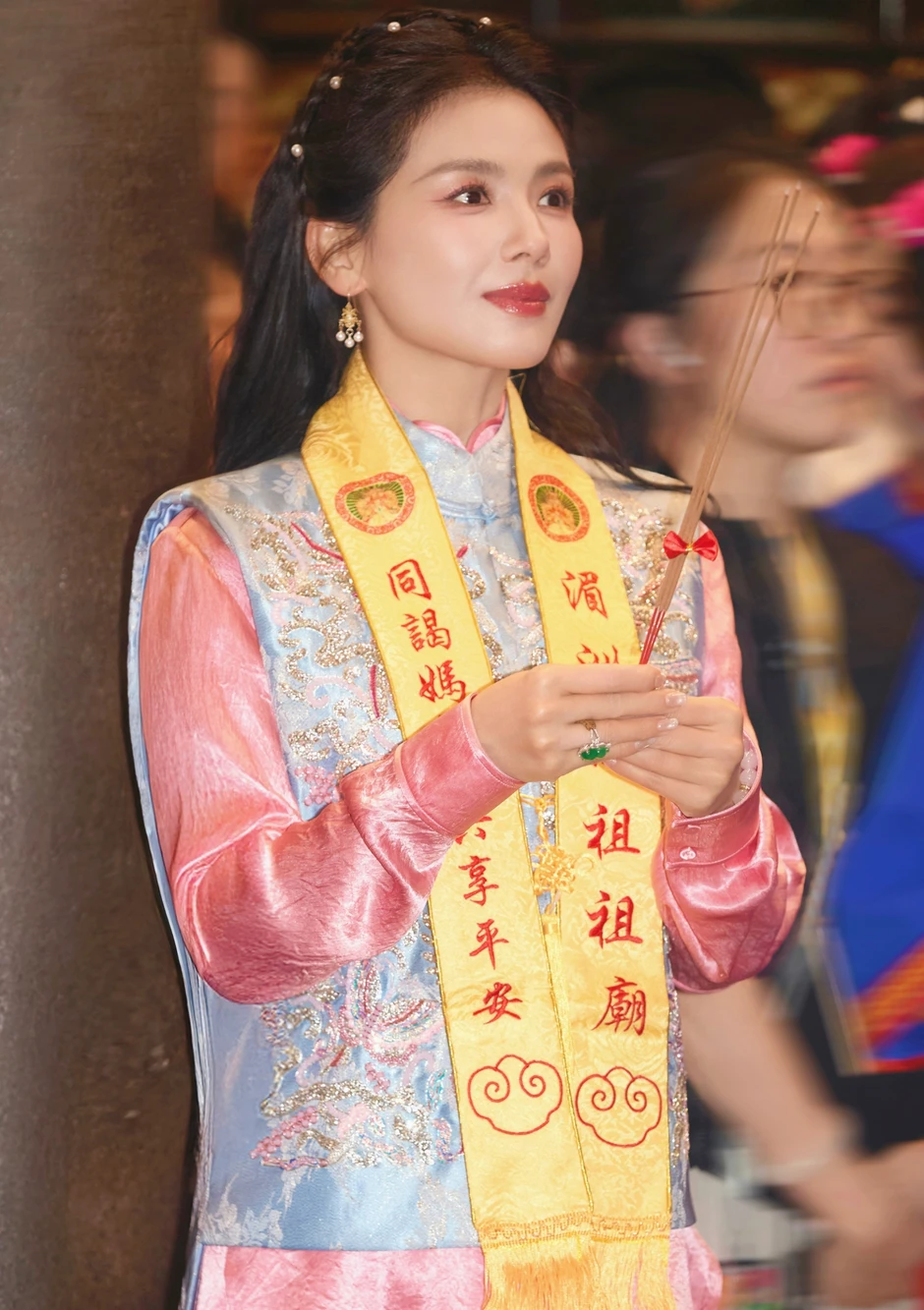 Mỹ nhân duy nhất trong showbiz có biên chế thiên đình